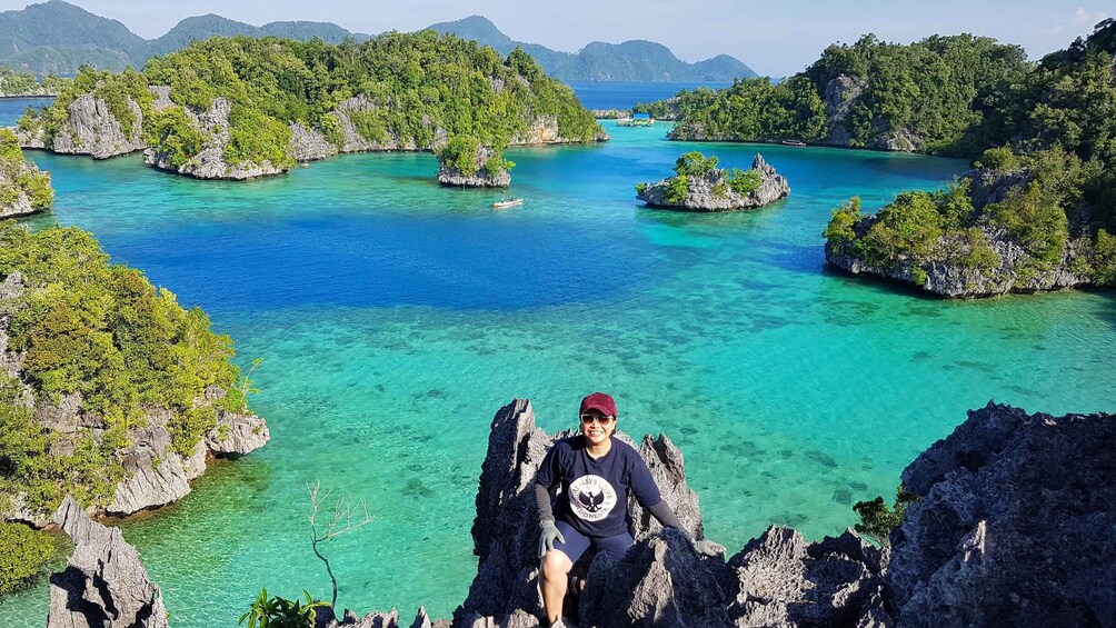 3D2N Labengki-Sombori Island: Private Tour From Kendari