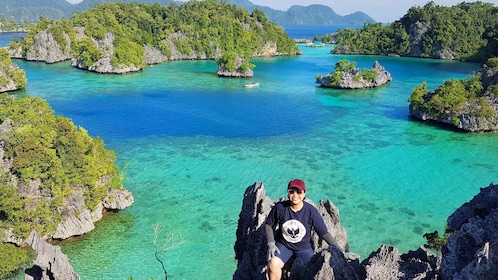 3D2N Labengki-Sombori Island: Private Tour From Kendari