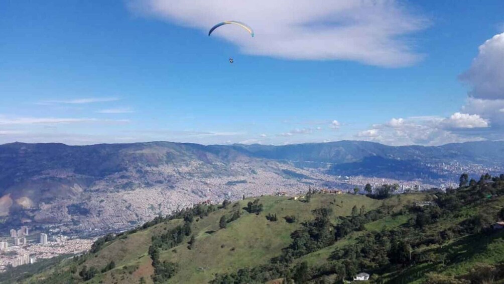 Picture 2 for Activity Paragliding Medellin