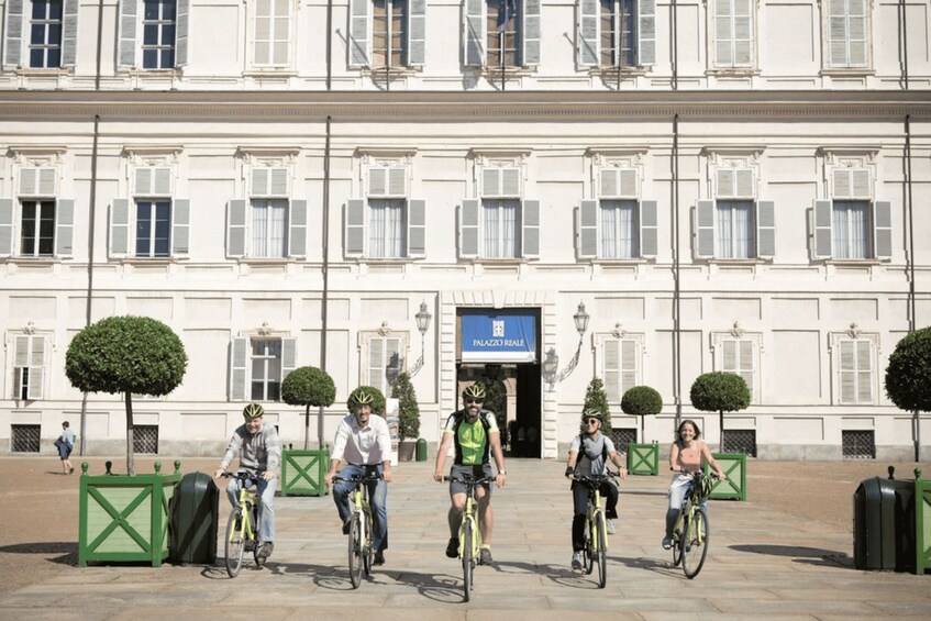 Picture 1 for Activity Turin: E-Bike Sightseeing Tour. Centre and views from above