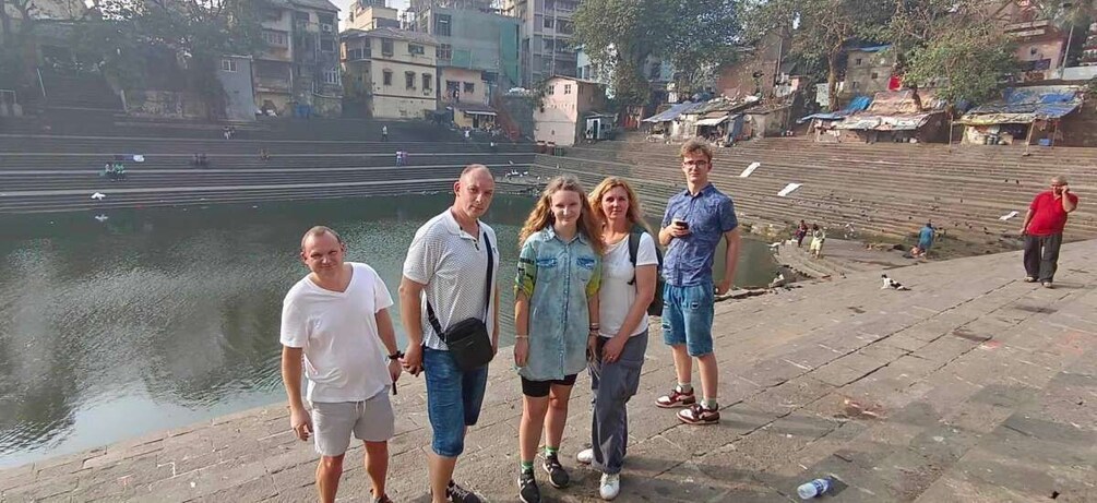 Picture 8 for Activity Mumbai: Best Private Nightlife Sightseeing Tour with Food