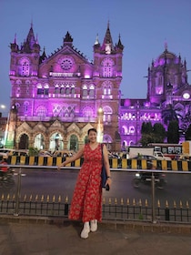 Mumbai: Best Private Nightlife Sightseeing Tour with Food