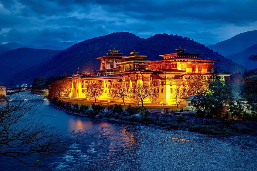 Picture 1 for Activity Bhutan Luxury Tour- 5 Days