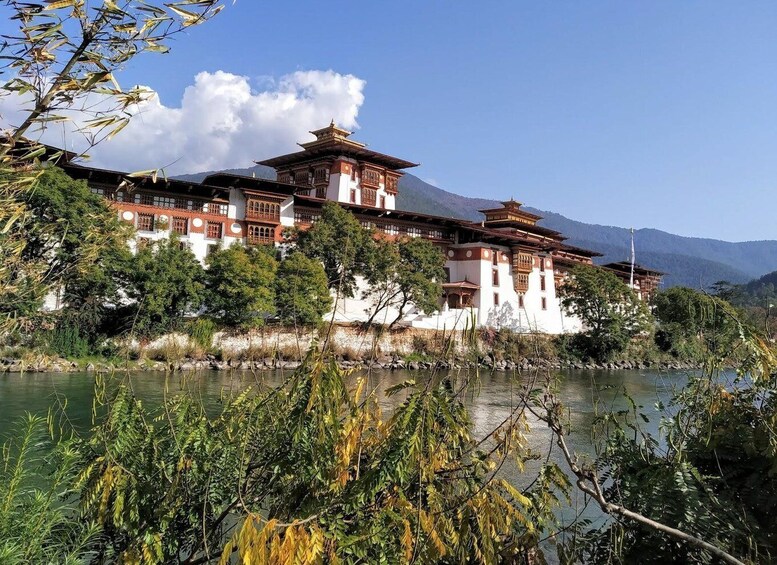 Bhutan Luxury Tour- 5 Days