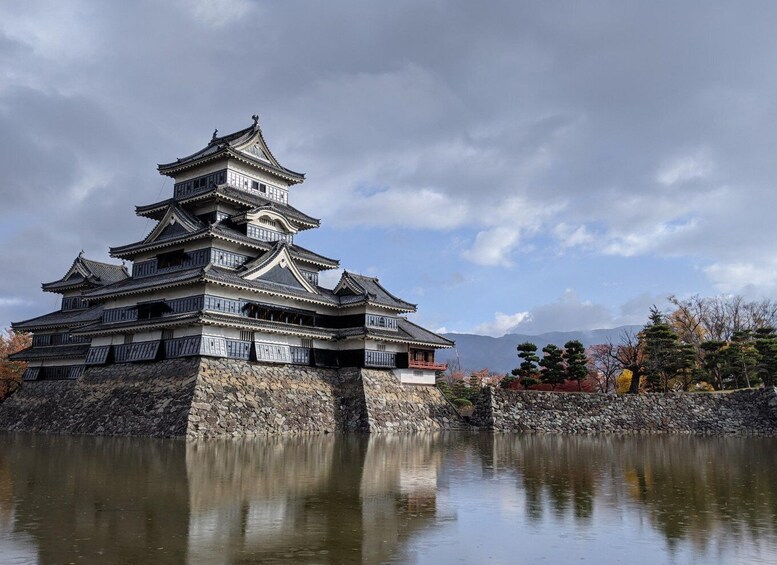 Picture 2 for Activity Matsumoto Castle Tour & Samurai Experience