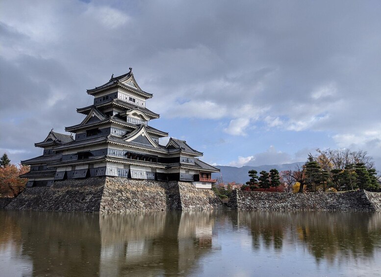 Picture 2 for Activity Matsumoto Castle Tour & Samurai Experience