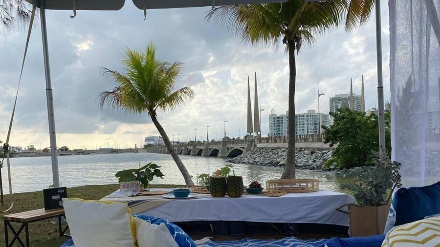 San Juan: Love Hearts Experience for 2 at Condado Lagoon