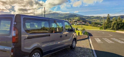 Faial Island: Full Day Tour with lunch Included in Horta.