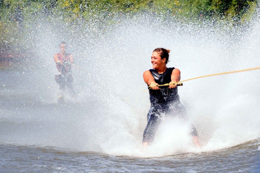 Picture 2 for Activity Water Skiing in Mount Lavinia