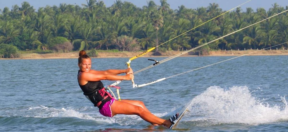 Picture 1 for Activity Water Skiing in Mount Lavinia
