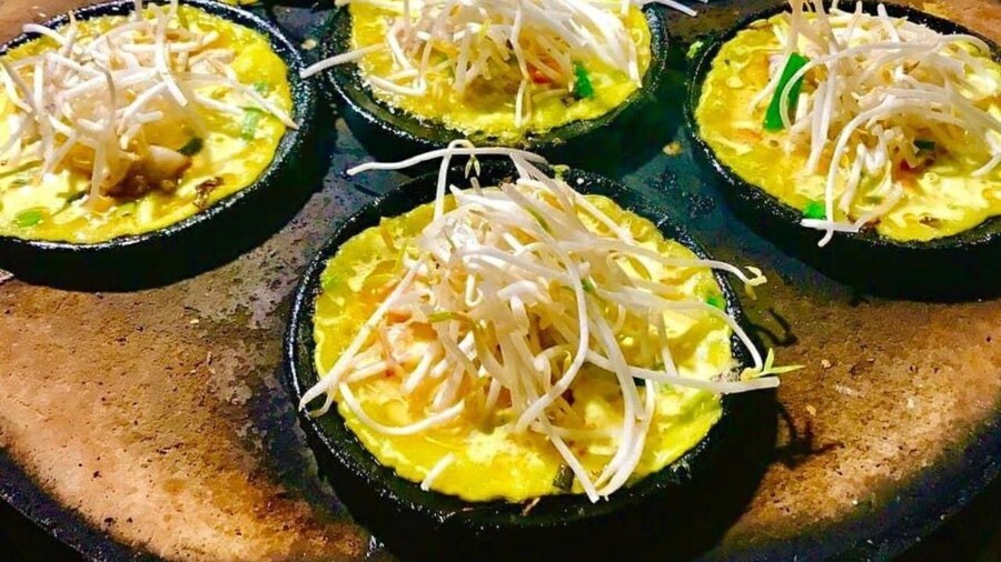 Mui Ne Food Tour By Jeep | Best Local Dinner Ever