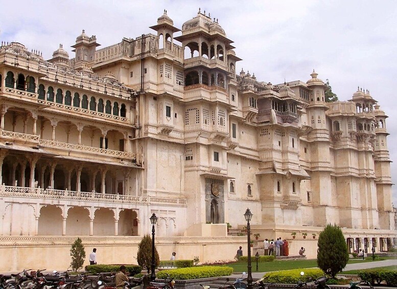 Picture 4 for Activity Udaipur & Mount Abu Tour 4 Night 5 Days By Car & Driver