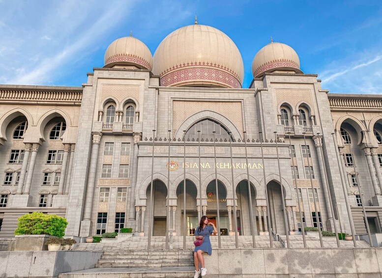 Picture 3 for Activity Kuala Lumpur: Putrajaya Tour with Pink Mosque & River Cruise