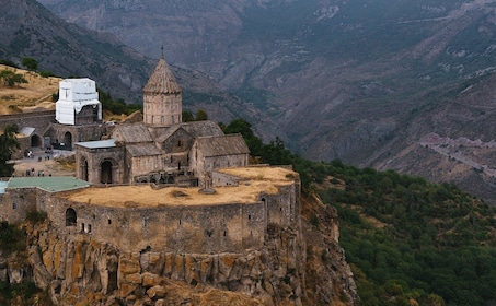 Viaje privado guiado de Ereván a Tatev, descubra Armenia