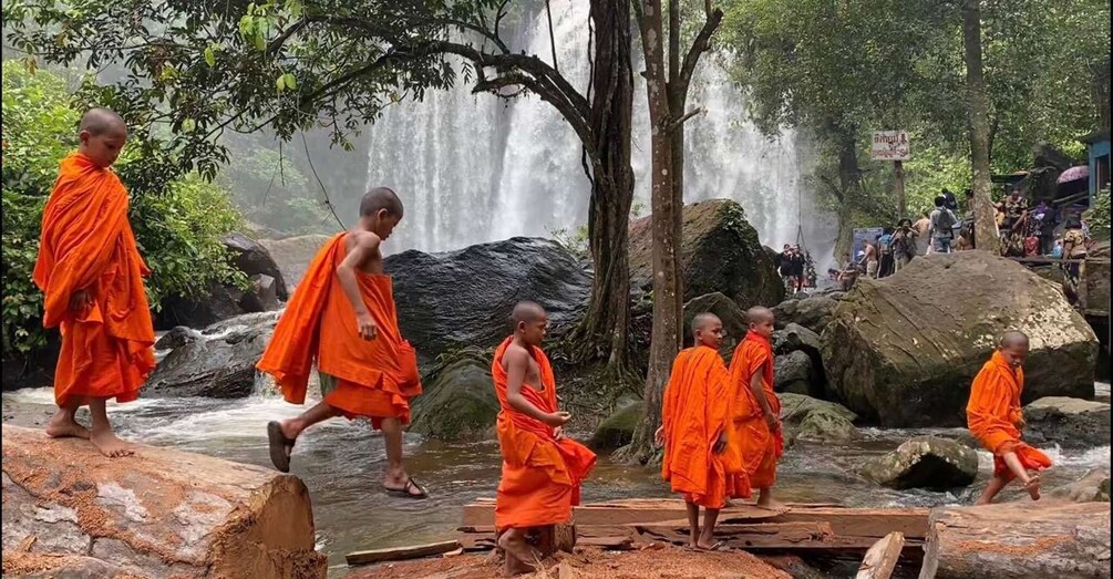 Kulen Waterfall Park with Small Groups & Guide tour