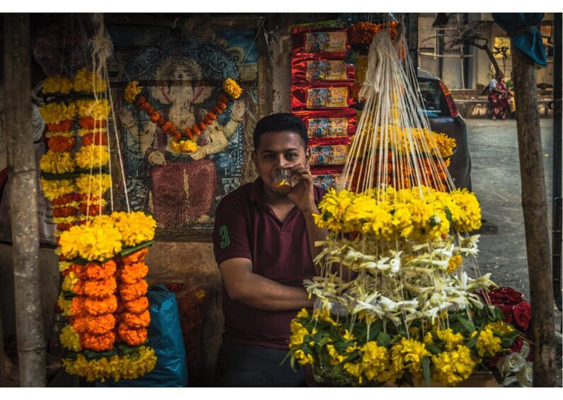 Picture 6 for Activity Mumbai: Temples and Shrines Guided Walking Tour