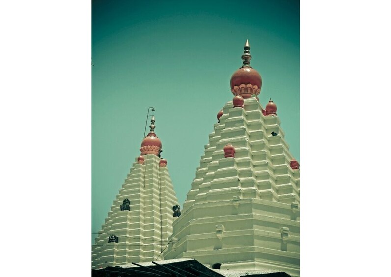 Picture 1 for Activity Mumbai: Temples and Shrines Guided Walking Tour