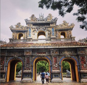 Hue City Private Car Charter (3-5 attractions)