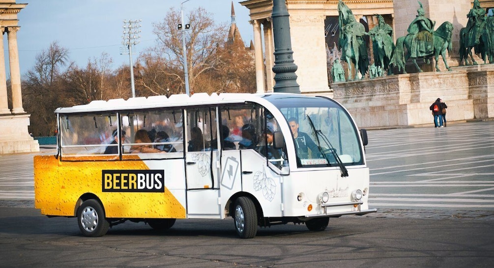Picture 6 for Activity Budapest: BeerBus Sightseeing Party Tour