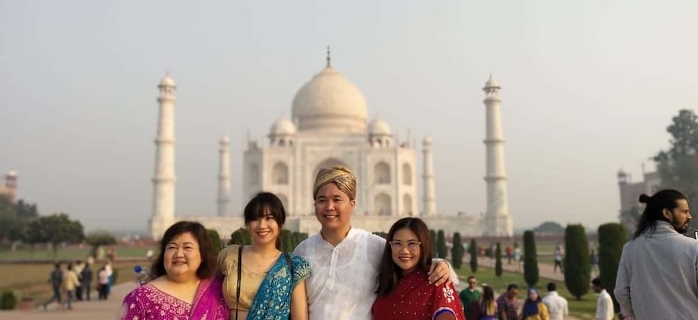 Picture 21 for Activity Best Taj Mahal Tour From Delhi