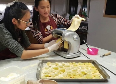 Pasta Making and Tiramisù Class in Rome (SHARED)