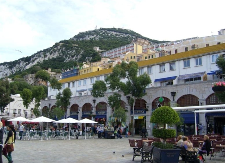 City Walking Tour Through Gibraltar