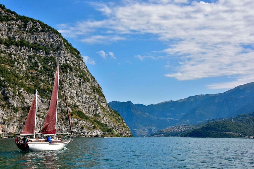 Picture 8 for Activity Iseo Lake: tours on a historic sailboat