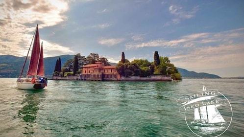 Iseo Lake: tours on a historic sailboat