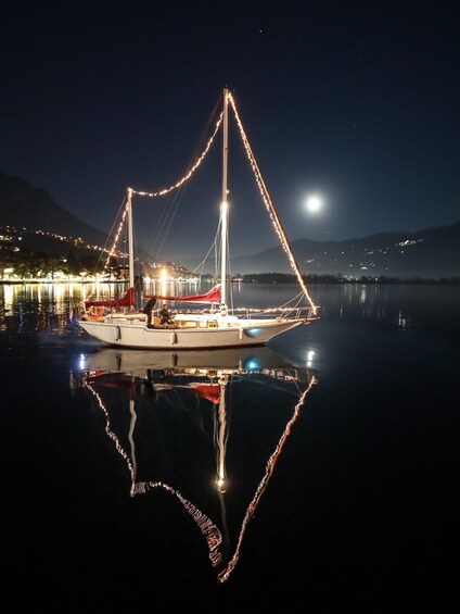 Picture 12 for Activity Iseo Lake: tours on a historic sailboat