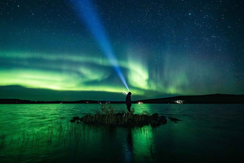 Picture 3 for Activity Rovaniemi: Autumn Northern Lights Hunting by Car