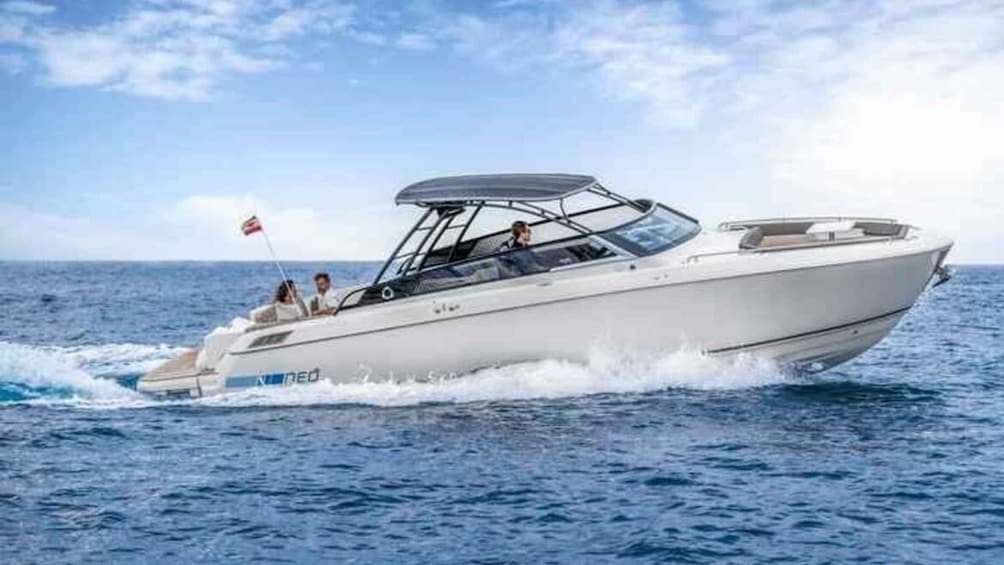 Picture 2 for Activity Fort Lauderdale: 13 People Private Boat Rental