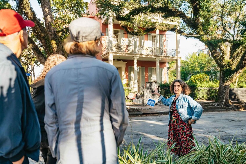 Picture 13 for Activity New Orleans: Garden District Guided Walking Tour