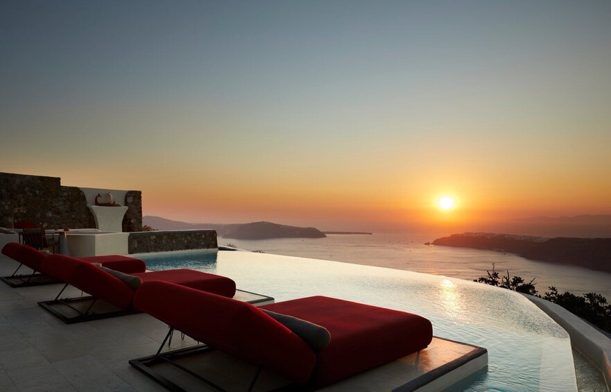 Picture 1 for Activity Daybed Relaxation with infinity pool use with caldera views