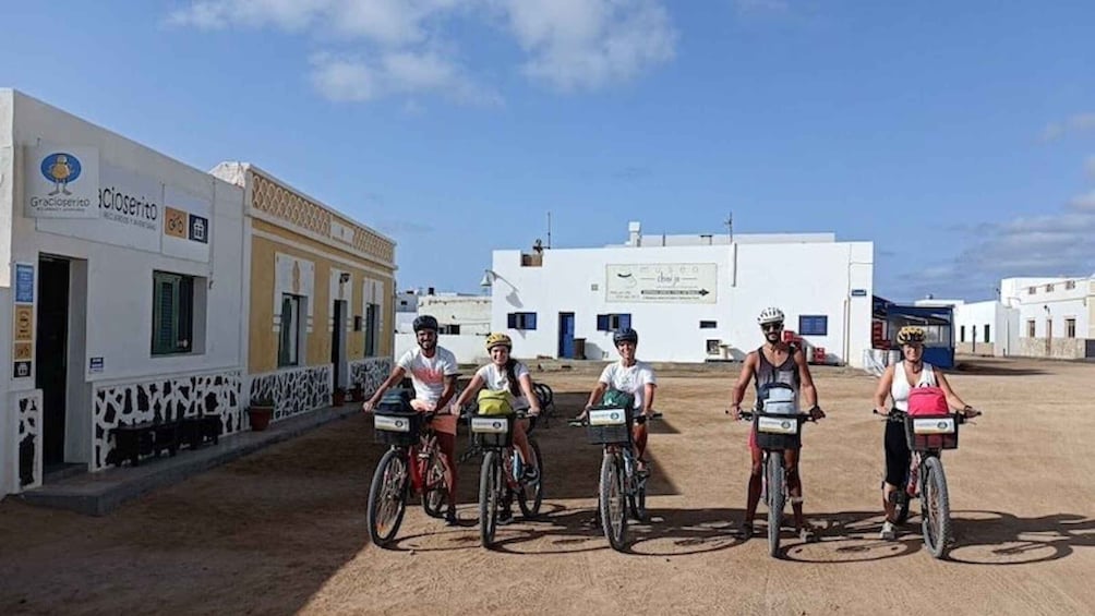 Picture 2 for Activity Bike Rental La Graciosa