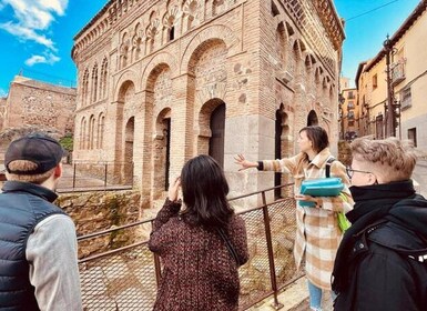 Toledo: Cathedral, synagogue & mosque.