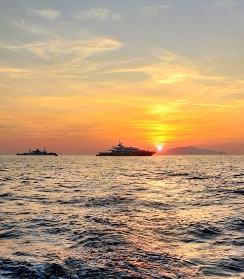 Picture 5 for Activity Tour di Capri in barca Classica al Tramonto