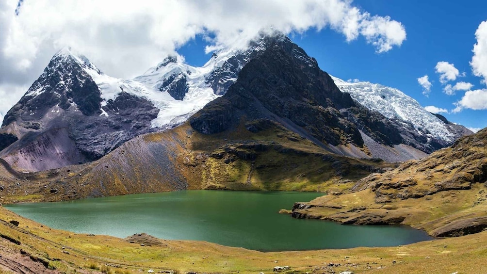 Cusco: Ausangate Tour Seven Lagoons + meals