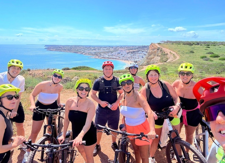 Algarve: Lagos Sightseeing guided Tour with e-bikes