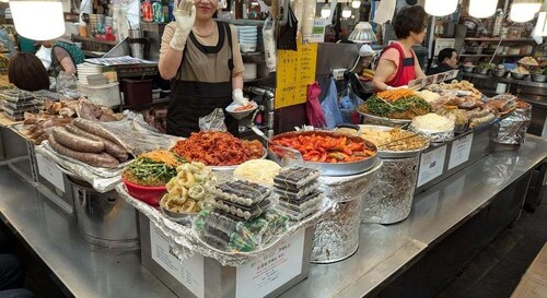 Seoul: Geführte Foodie Walking Tour mit Verkostungen