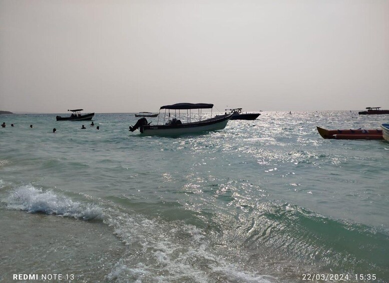 Picture 16 for Activity Cartagena: Barù Island Playa Blanca Beach Trip with Lunch