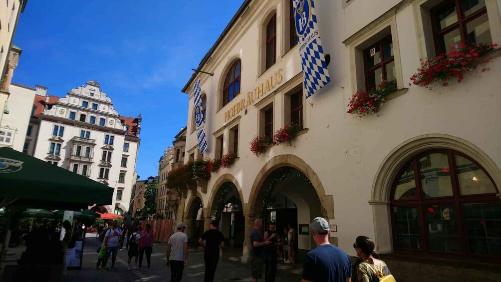 Picture 12 for Activity Munich: Old Town Guided Walking Tour with Lunch Stop