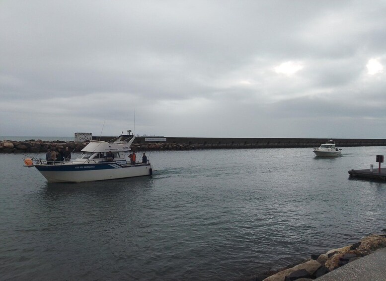 Cascais: Family Fishing with Welcome Drinks