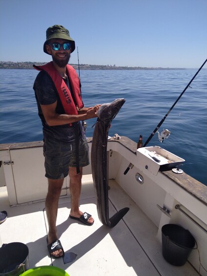 Picture 7 for Activity Cascais: Family Fishing with Welcome Drinks