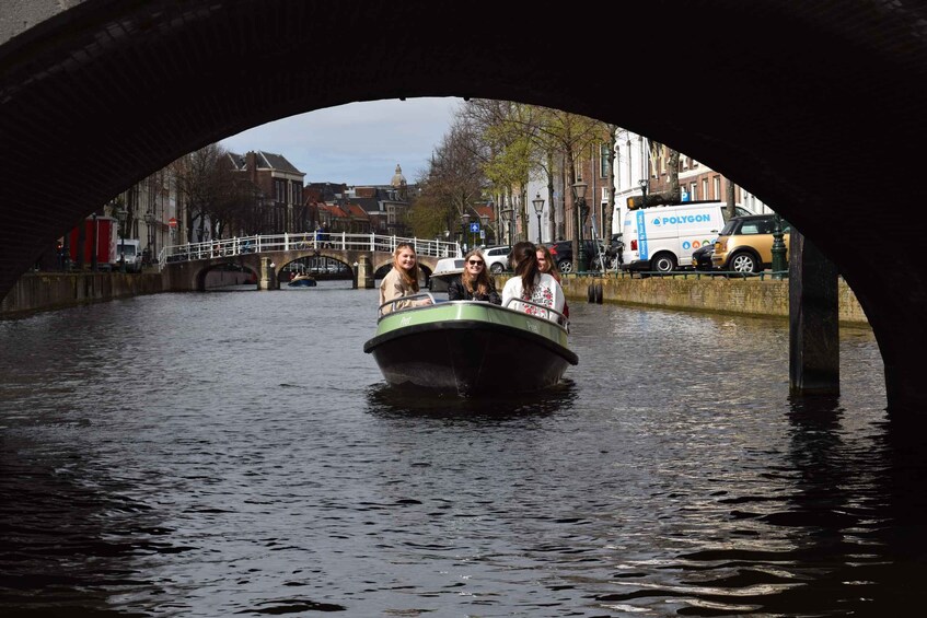 Picture 2 for Activity Leiden: Electric Boat Rental