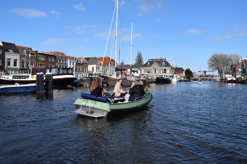 Picture 1 for Activity Leiden: Electric Boat Rental