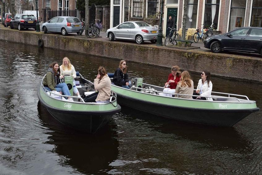 Picture 4 for Activity Leiden: Electric Boat Rental
