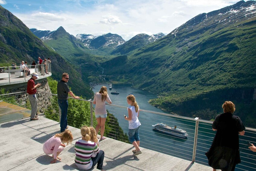 Picture 3 for Activity Geiranger: Bus Tour with Multilingual Audio Guide