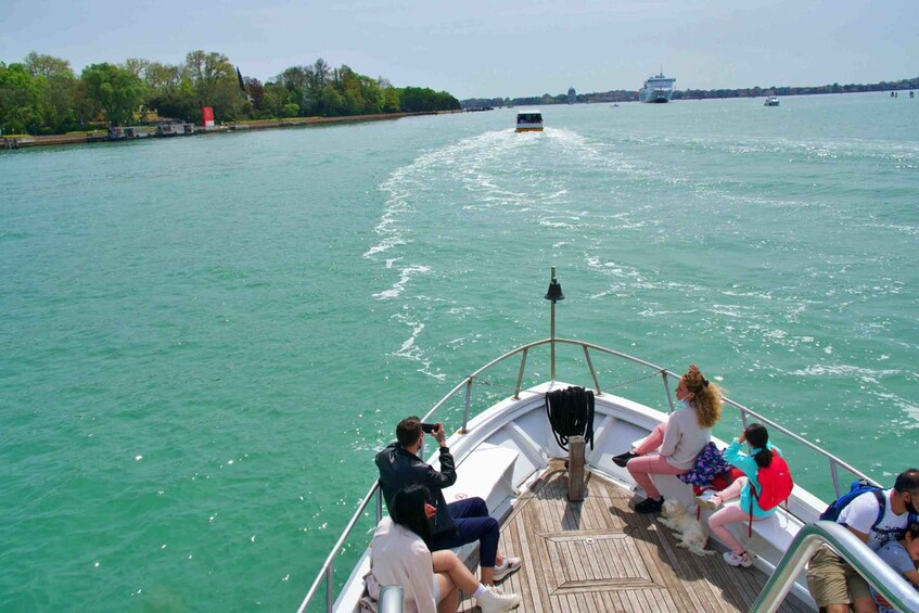 Picture 4 for Activity From Punta Sabbioni: Round-Trip Boat Transfer to Venice