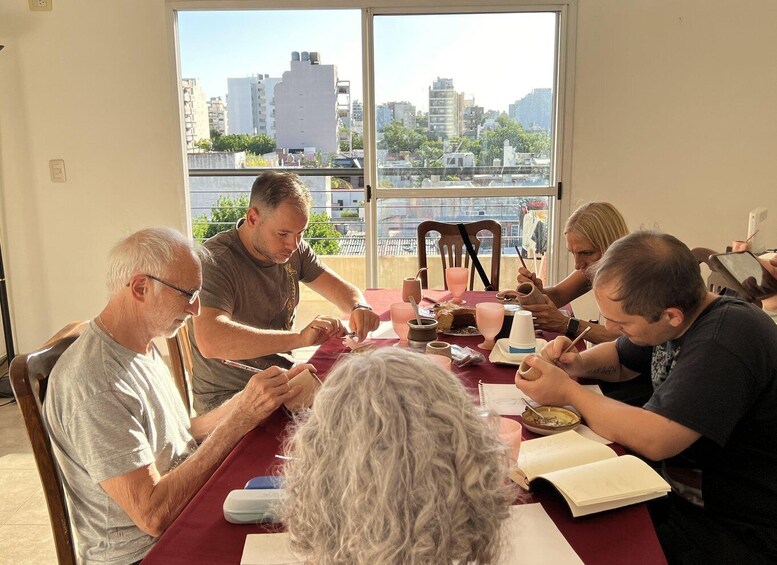 Picture 2 for Activity Buenos Aires: Mate and paint experience with pastry tasting