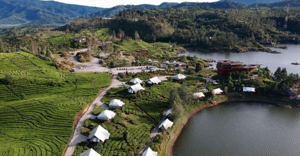 Picture 6 for Activity Jakarta: Volcano White Crater, Natural Hot Spring West Java